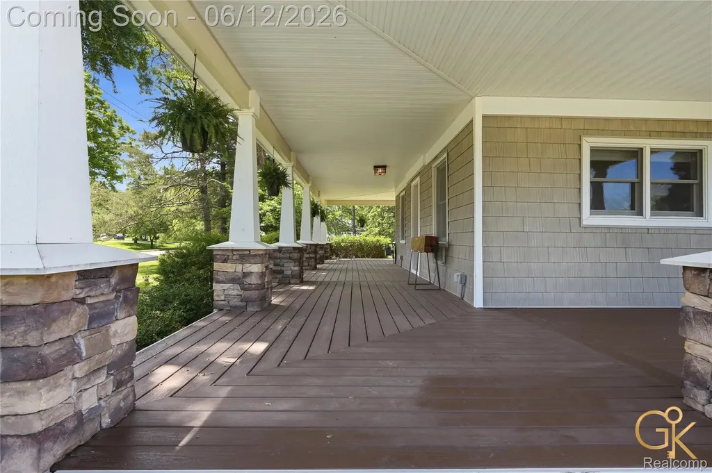 1293 Burns Road Milford Charter Township MI 48381