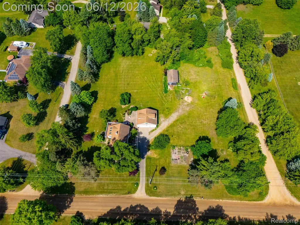 1293 Burns Road Milford Charter Township MI 48381