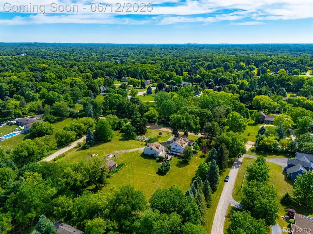 1293 Burns Road Milford Charter Township MI 48381