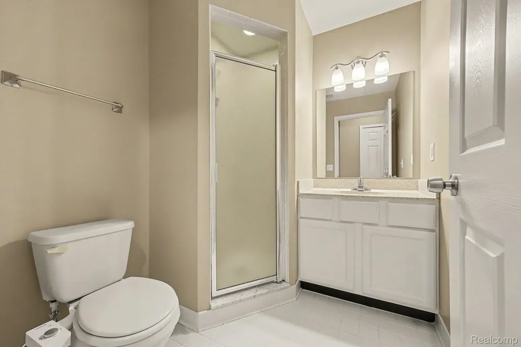 13750 Treeland Drive Shelby Charter Township MI 48315