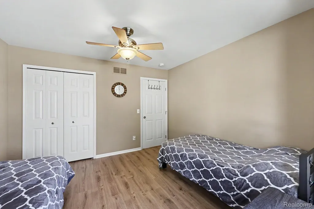 13750 Treeland Drive Shelby Charter Township MI 48315