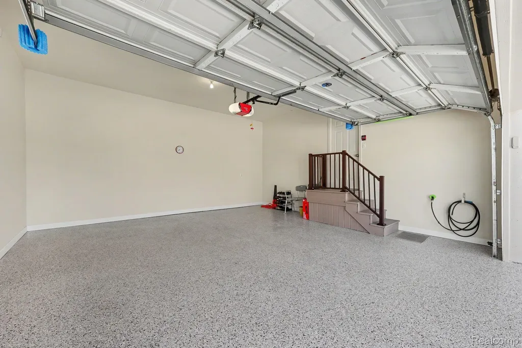13750 Treeland Drive Shelby Charter Township MI 48315