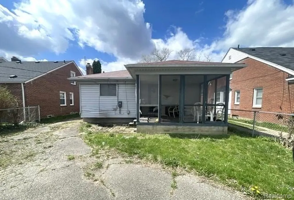 15728 Sussex Street Detroit City MI 48227