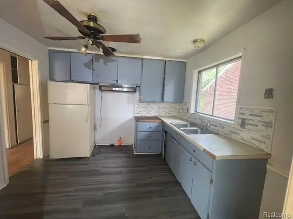 15728 Sussex Street Detroit City MI 48227