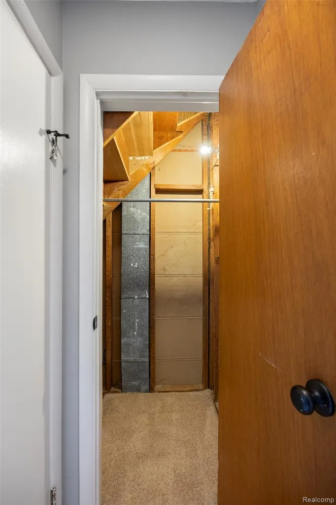 1545 Tanfield Street West Bloomfield Charter Township MI 48324
