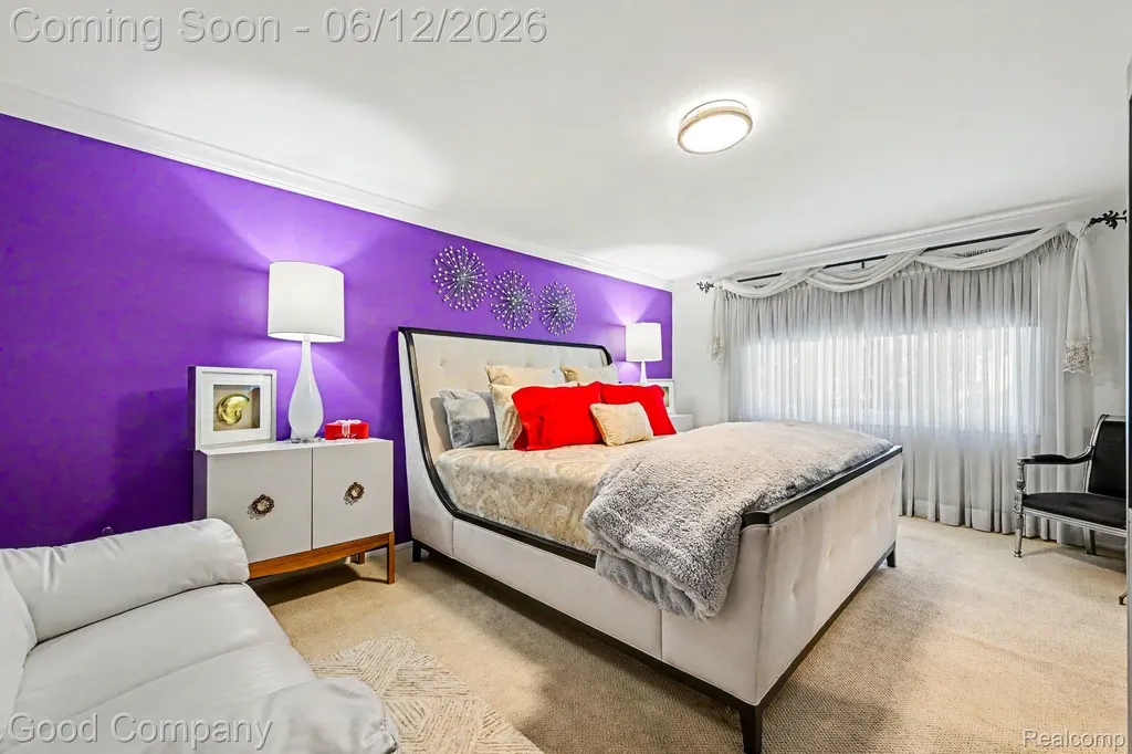 30049 Mayfair Drive Farmington Hills City MI 48331