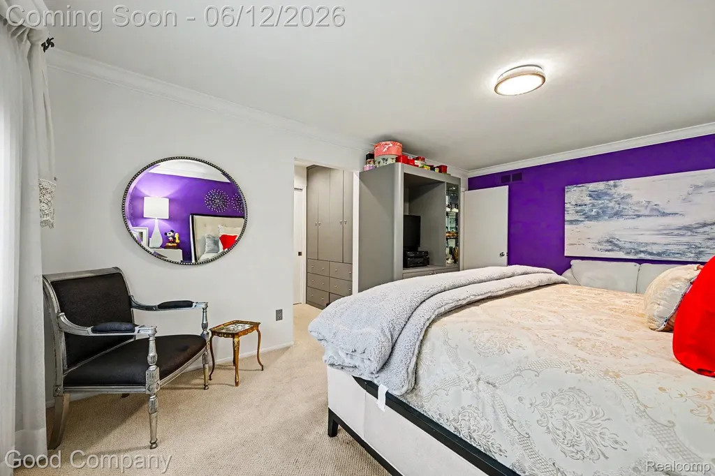 30049 Mayfair Drive Farmington Hills City MI 48331