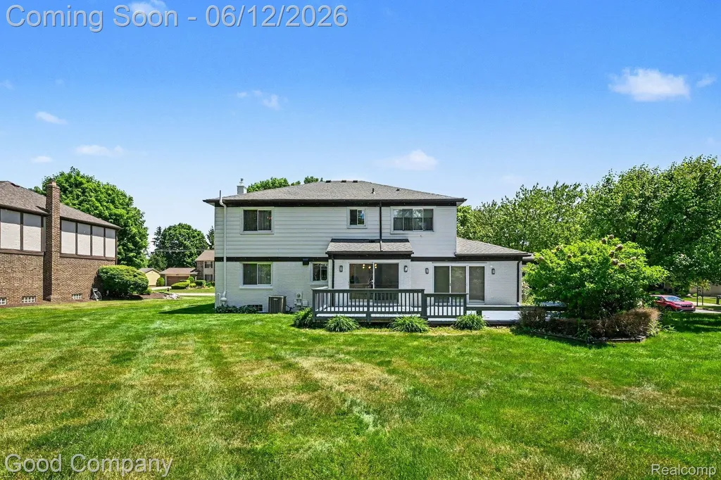 30049 Mayfair Drive Farmington Hills City MI 48331