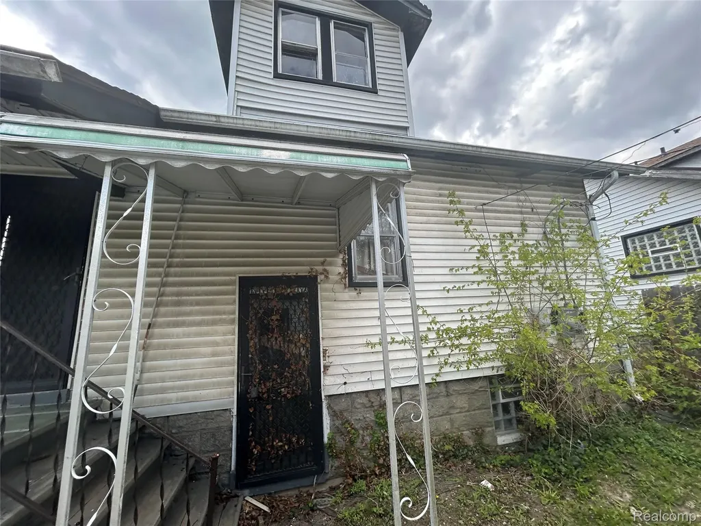 12304 Wyoming Avenue Detroit City MI 48204