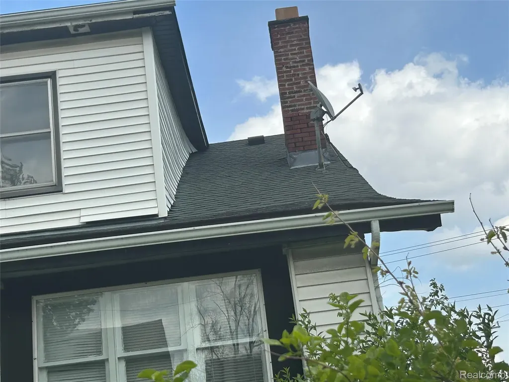 12304 Wyoming Avenue Detroit City MI 48204