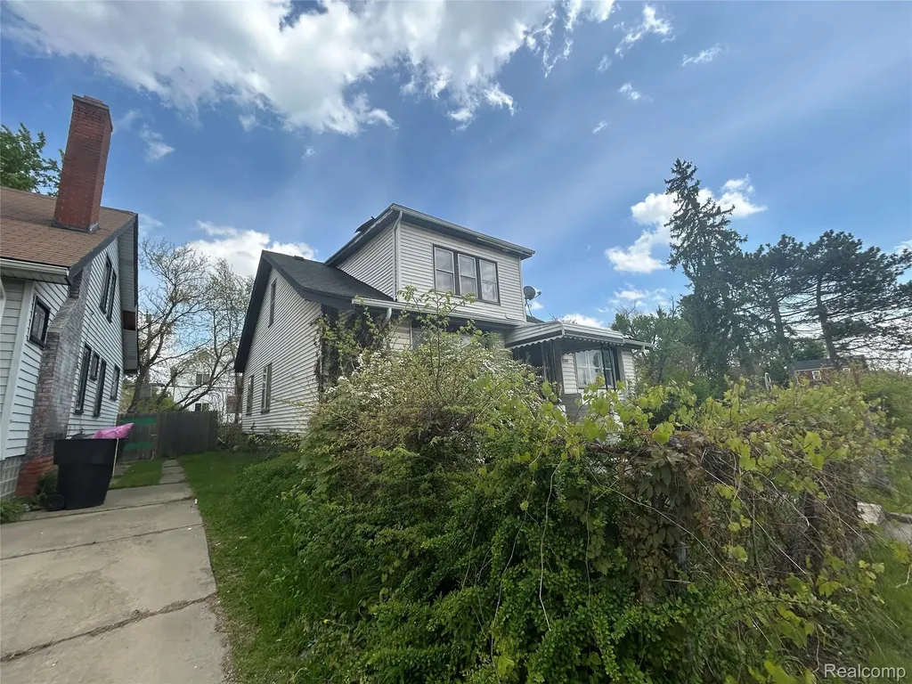 12304 Wyoming Avenue Detroit City MI 48204