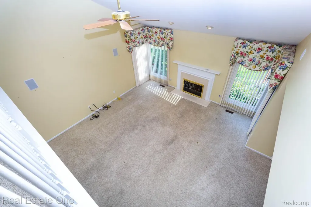 1459 Almond Drive Troy City MI 48098