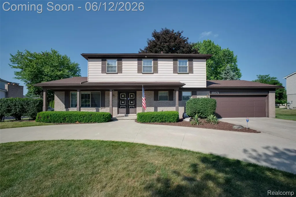 18871 Comstock Street Livonia City MI 48152