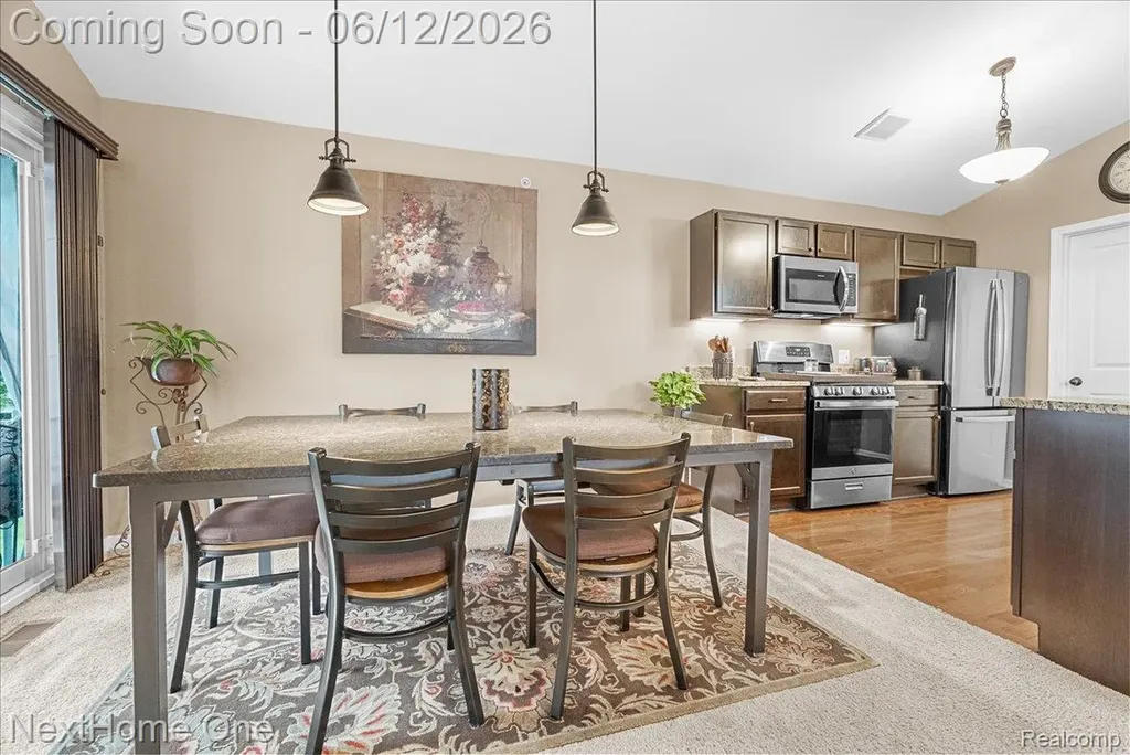 432 Maple Cove Circle Saline City MI 48176
