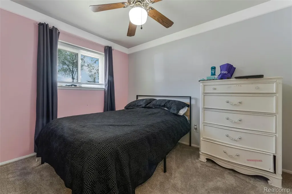 34819 Florence Street Westland City MI 48185