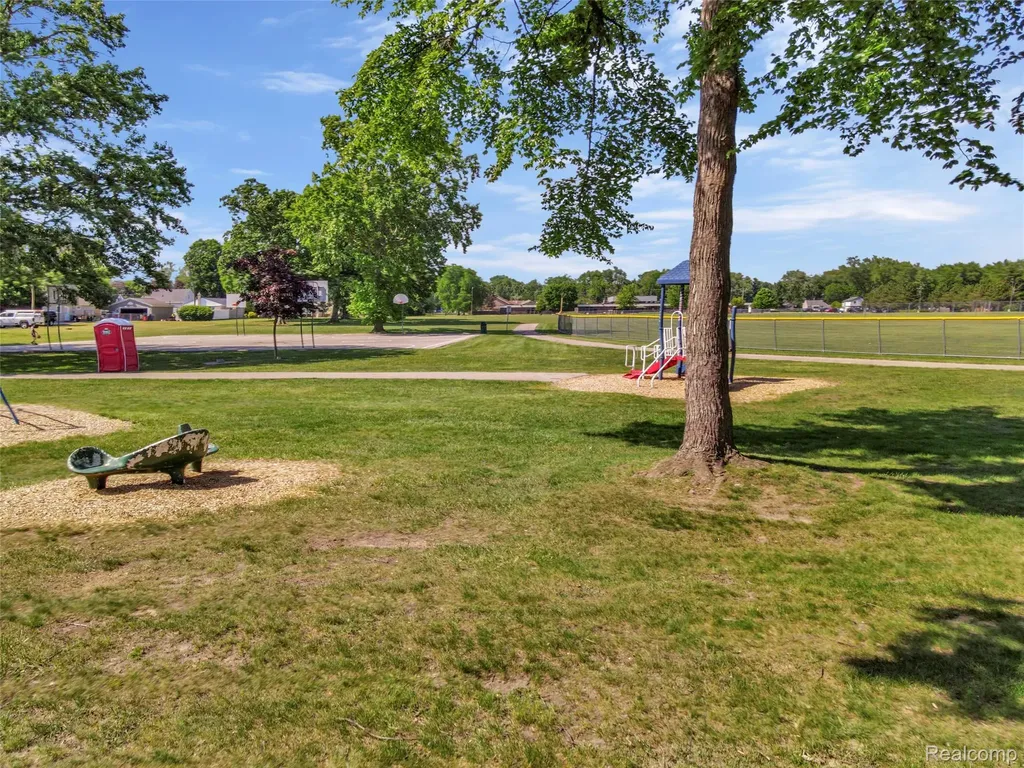 34819 Florence Street Westland City MI 48185