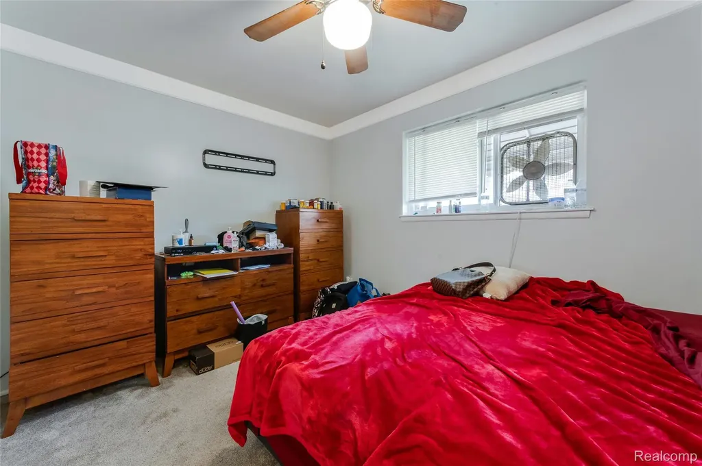 34819 Florence Street Westland City MI 48185