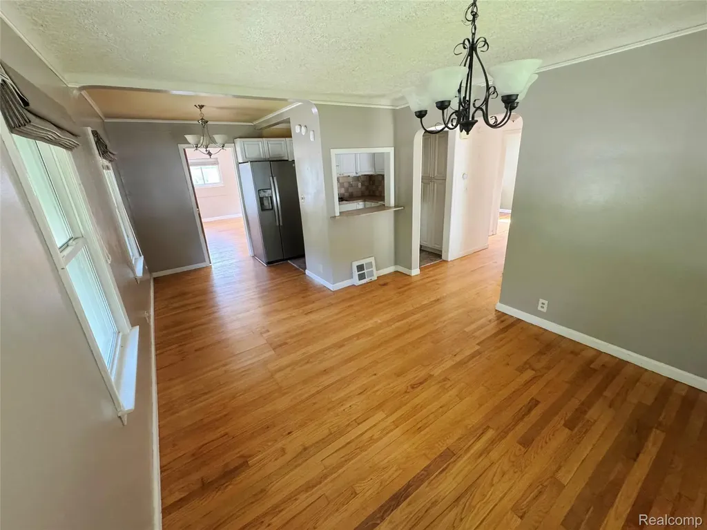 627 Wesbrook Street Pontiac City MI 48340