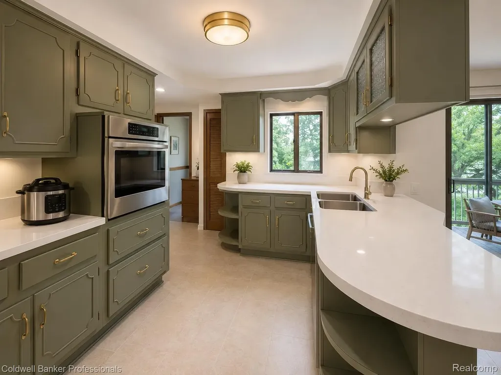 53238 Saturn Drive Shelby Charter Township MI 48316
