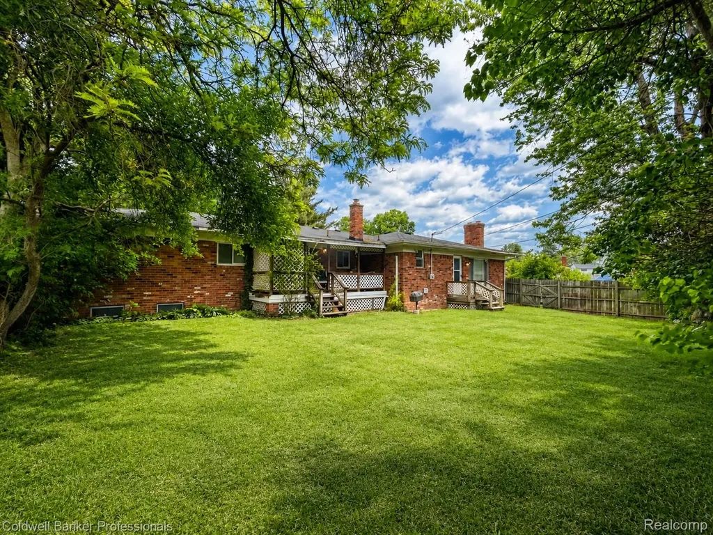 53238 Saturn Drive Shelby Charter Township MI 48316