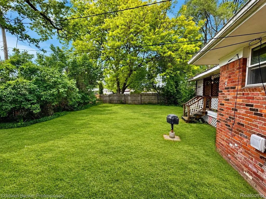 53238 Saturn Drive Shelby Charter Township MI 48316