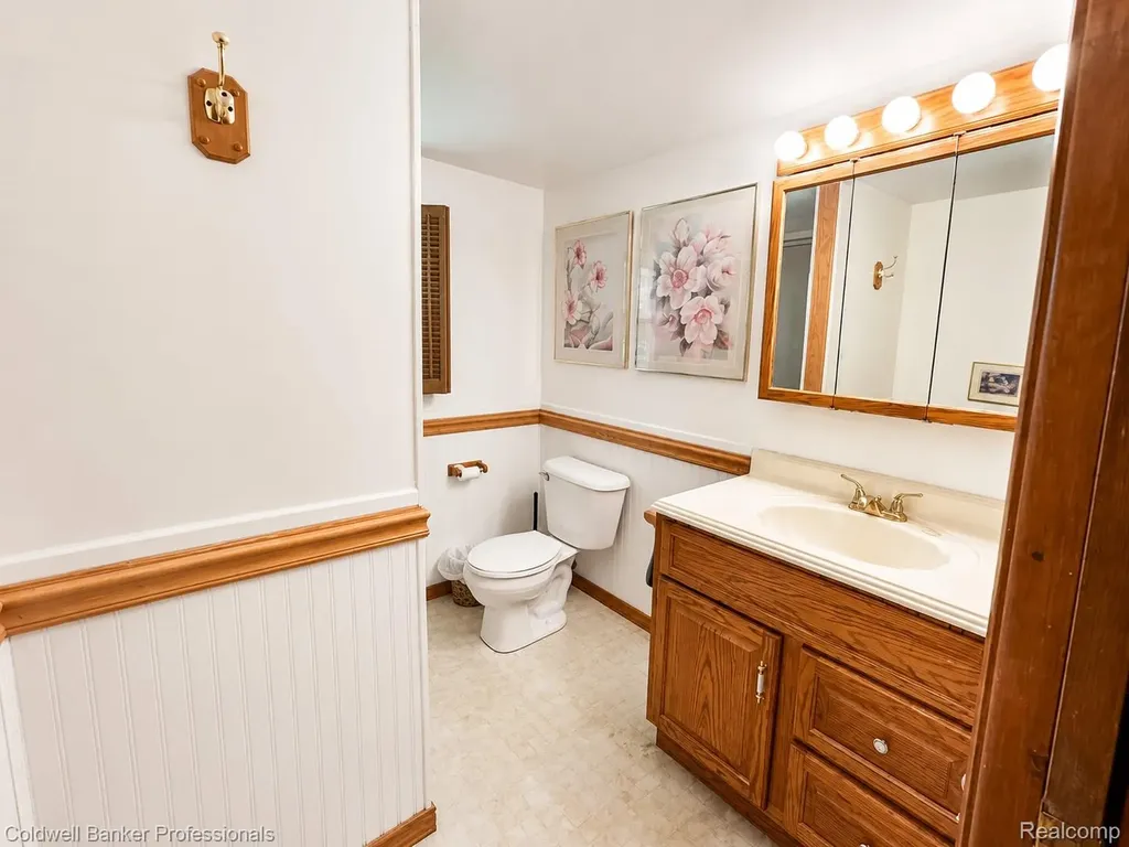 53238 Saturn Drive Shelby Charter Township MI 48316
