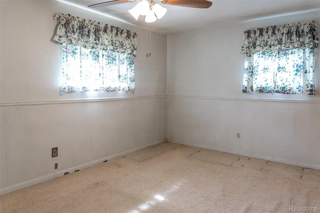 18345 Fremont Street Livonia City MI 48152