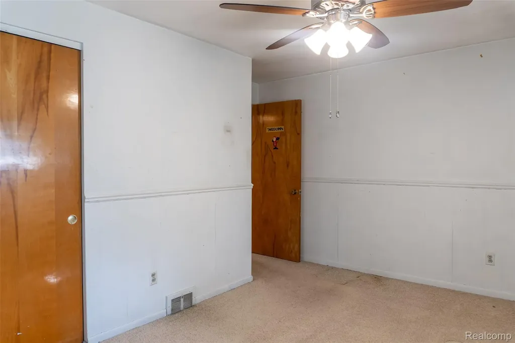 18345 Fremont Street Livonia City MI 48152