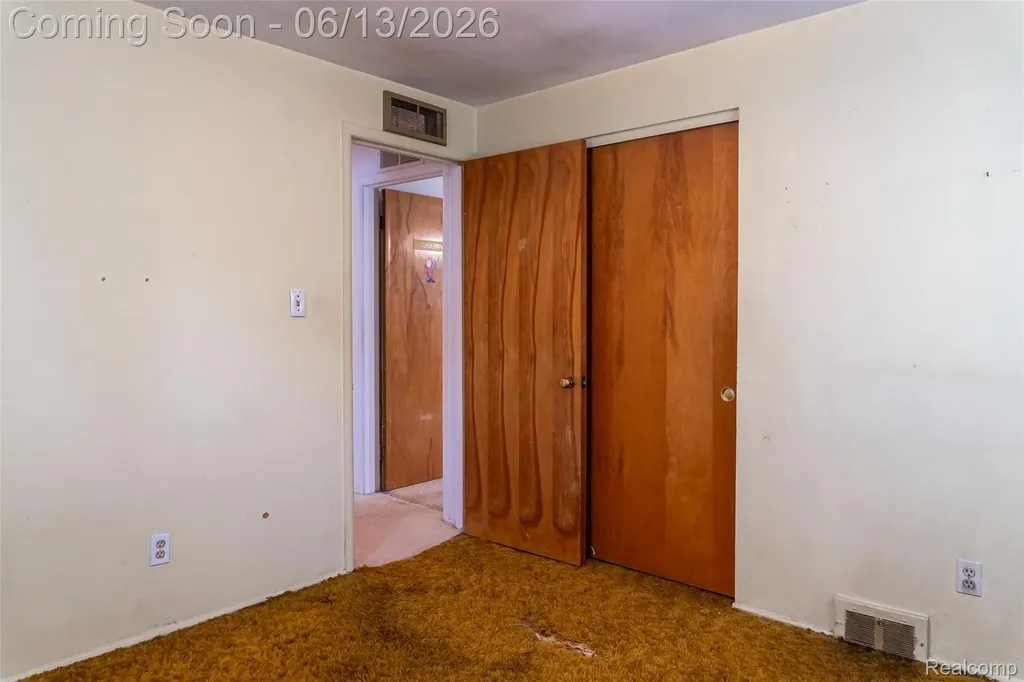 18345 Fremont Street Livonia City MI 48152