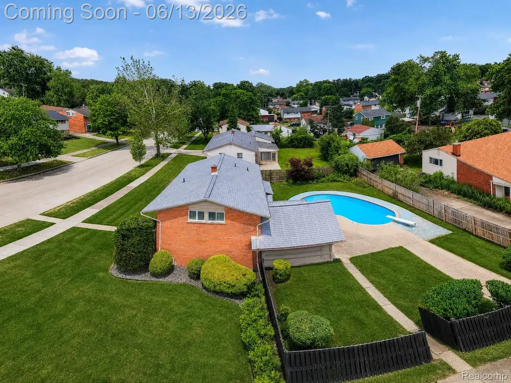 18345 Fremont Street Livonia City MI 48152
