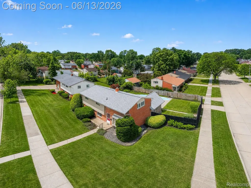 18345 Fremont Street Livonia City MI 48152