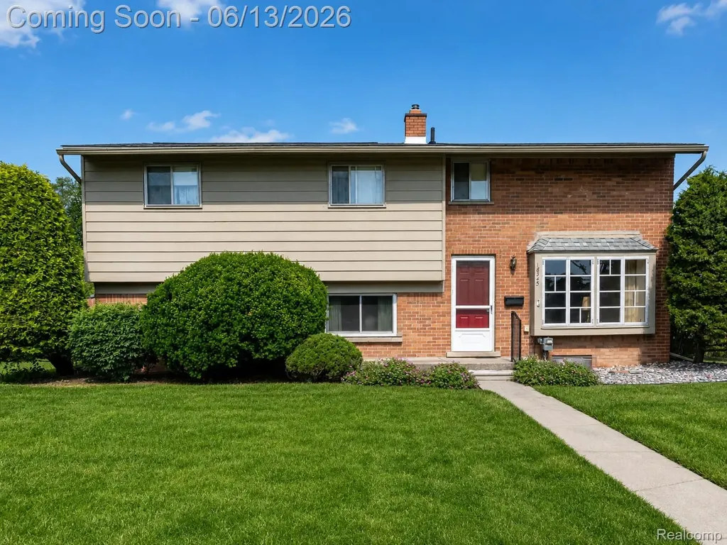 18345 Fremont Street Livonia City MI 48152