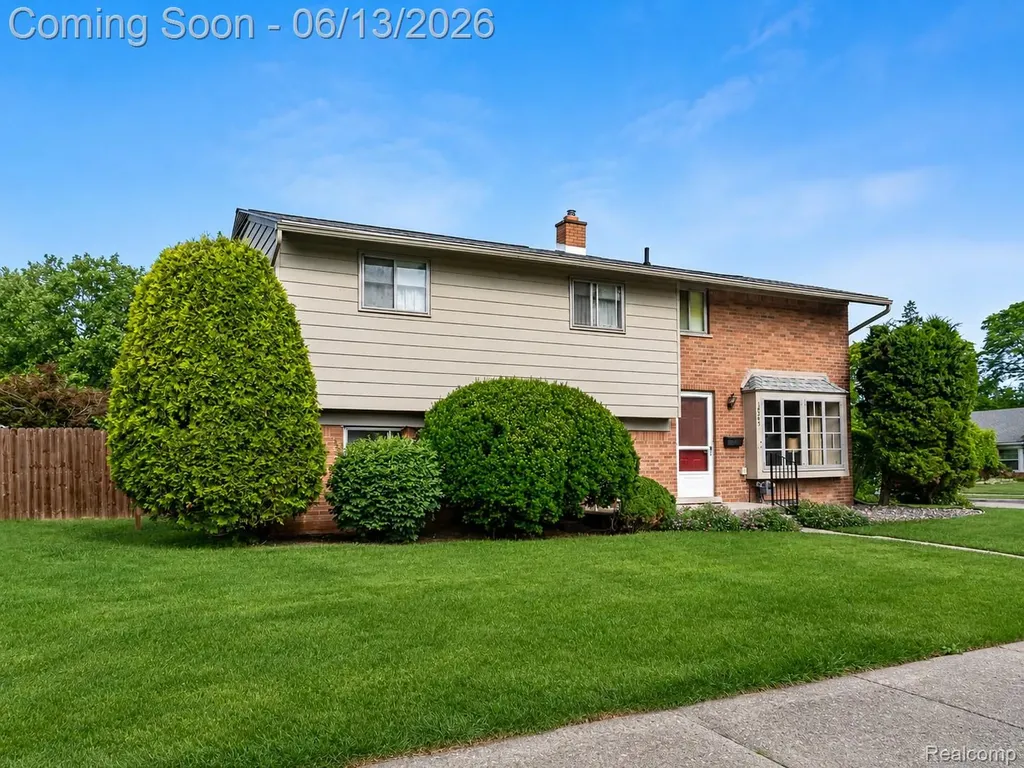 18345 Fremont Street Livonia City MI 48152