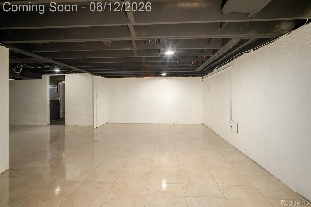 5061 Temple Drive Sterling Heights City MI 48310