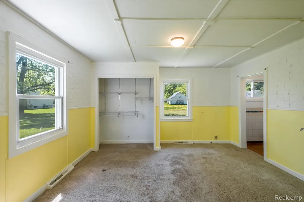 12238 Jennings Road Fenton Charter Township MI 48451