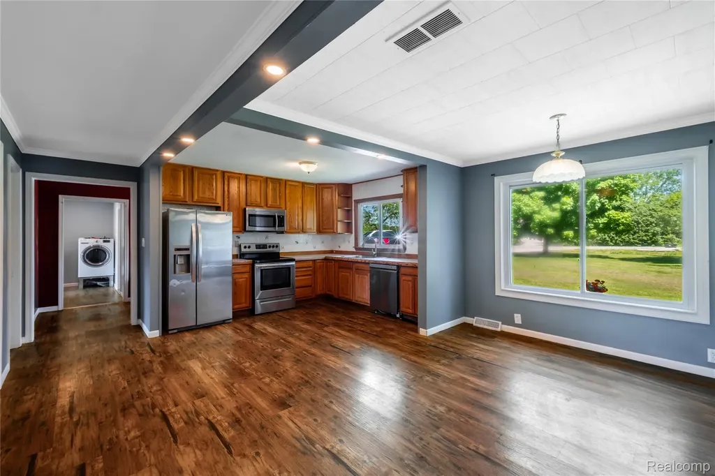 12238 Jennings Road Fenton Charter Township MI 48451