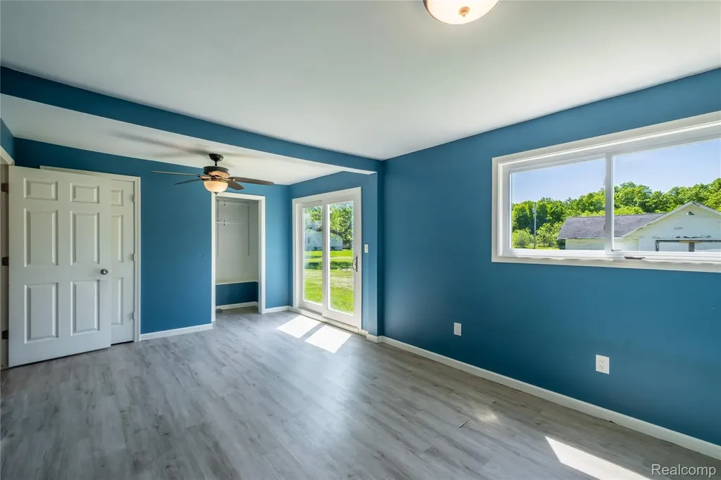 12238 Jennings Road Fenton Charter Township MI 48451