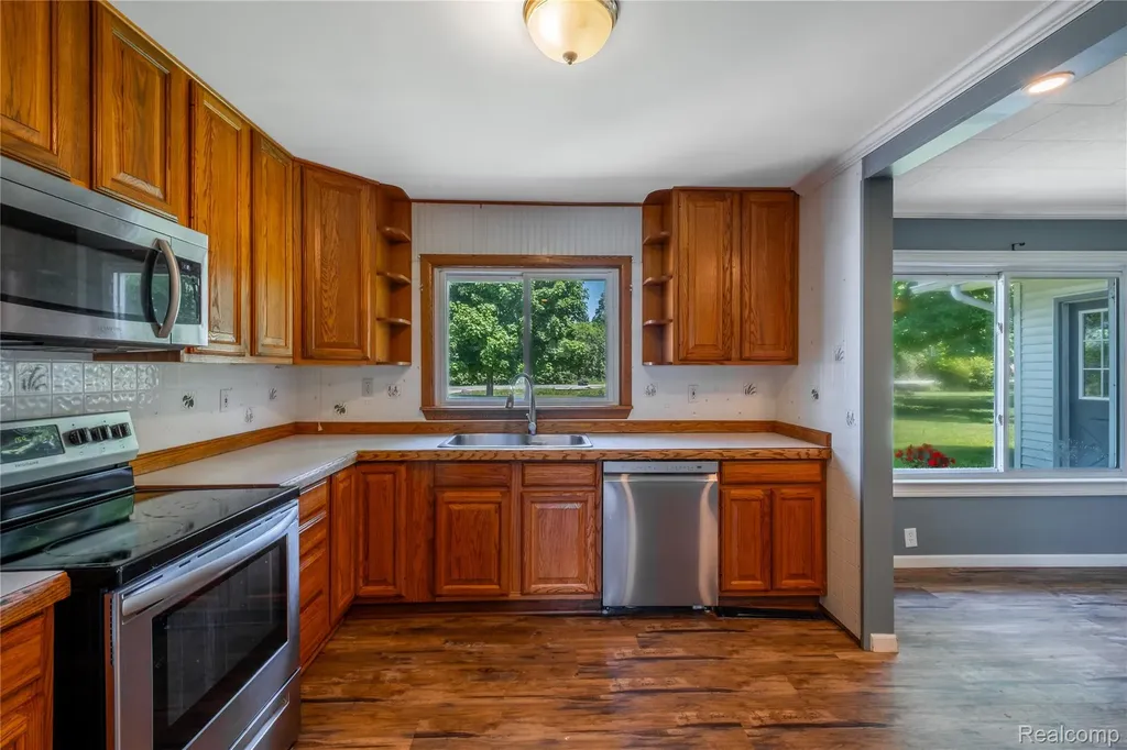12238 Jennings Road Fenton Charter Township MI 48451