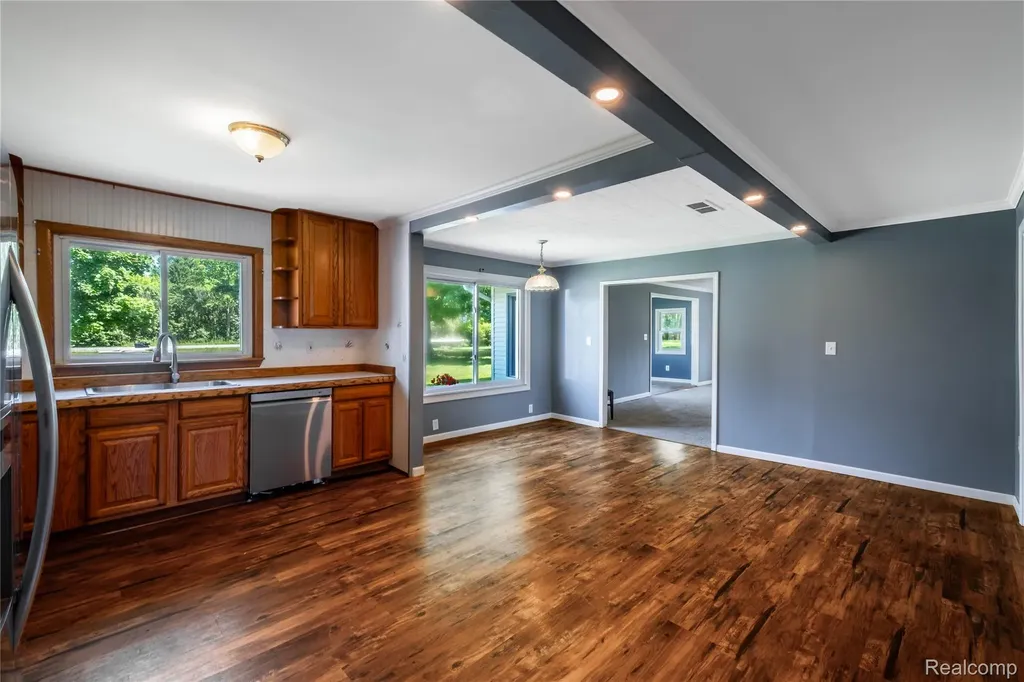 12238 Jennings Road Fenton Charter Township MI 48451