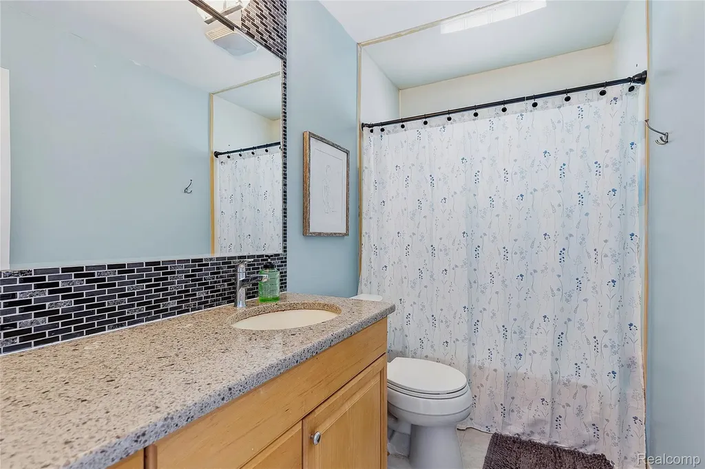22159 W Brandon Street Farmington Hills City MI 48336