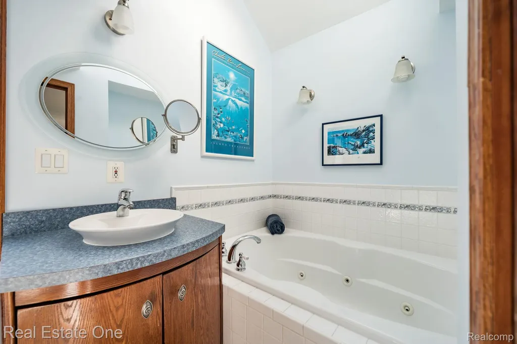 22826 Alexandrine Street Dearborn City MI 48124