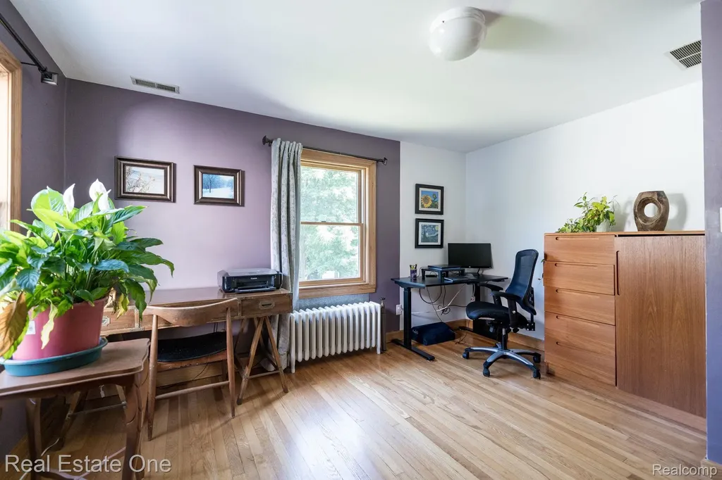 22826 Alexandrine Street Dearborn City MI 48124