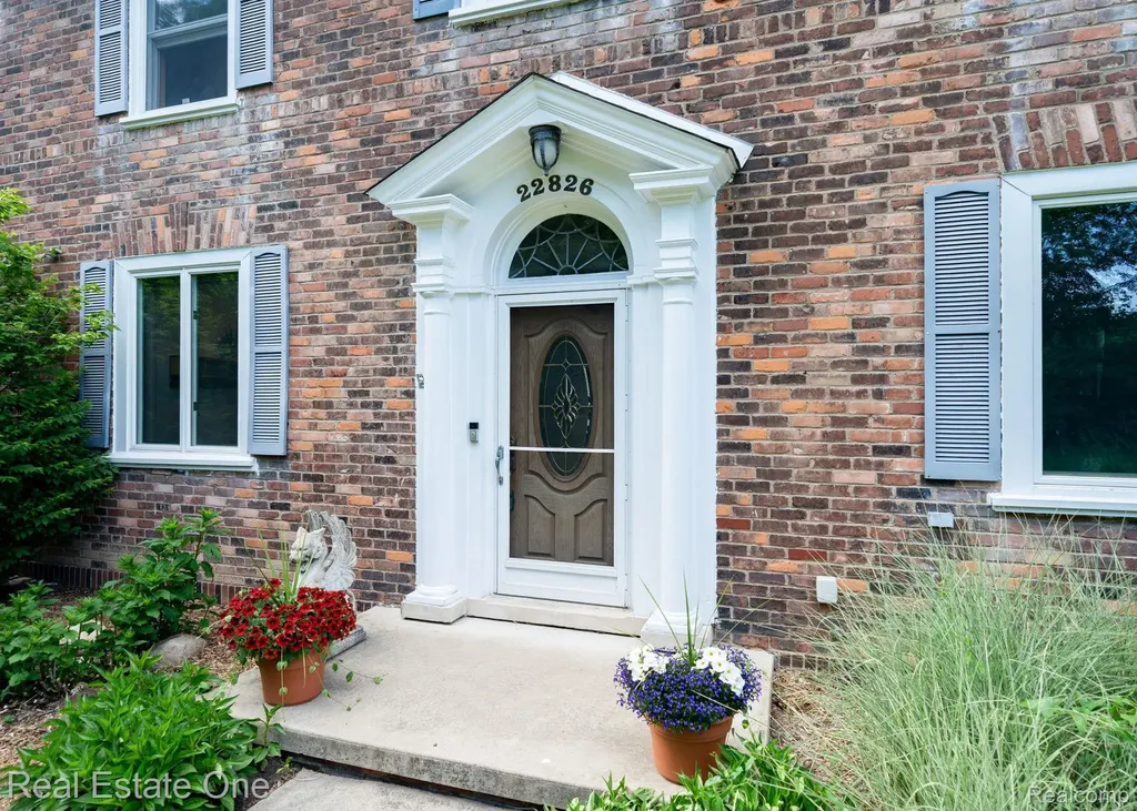 22826 Alexandrine Street Dearborn City MI 48124