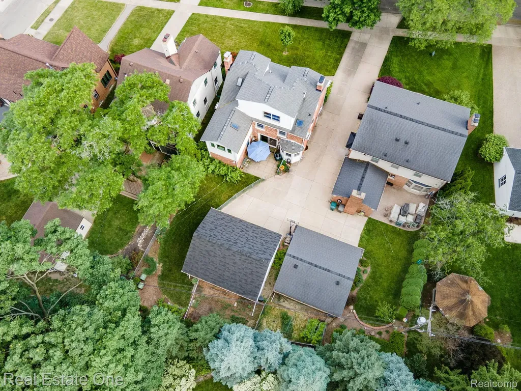 22826 Alexandrine Street Dearborn City MI 48124