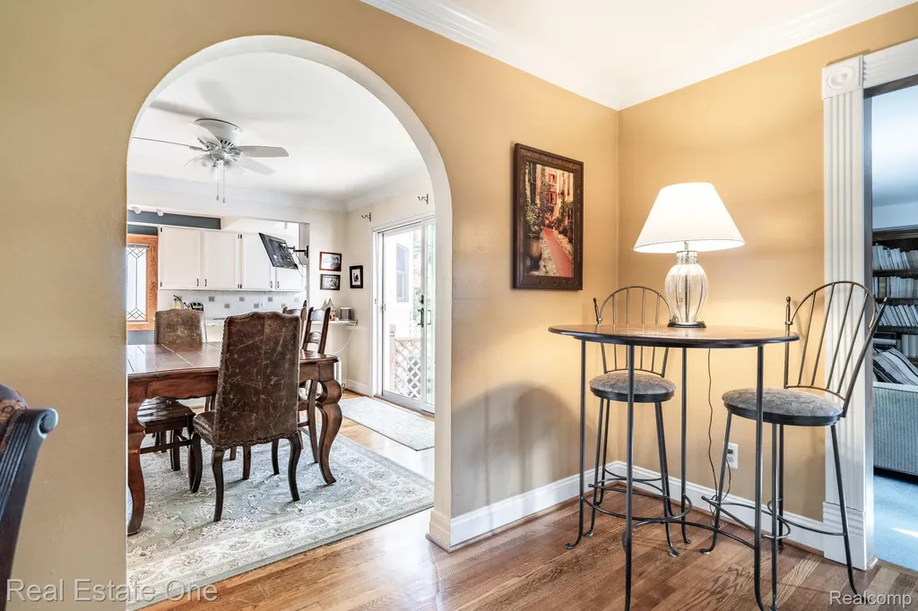 22826 Alexandrine Street Dearborn City MI 48124