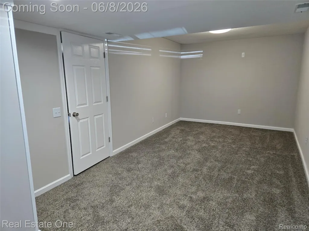 661 Harry Paul Drive Orion Charter Township MI 48362