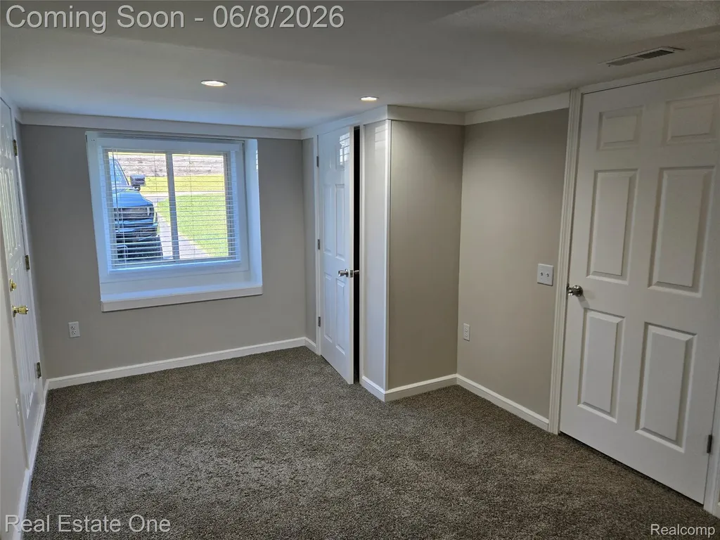 661 Harry Paul Drive Orion Charter Township MI 48362