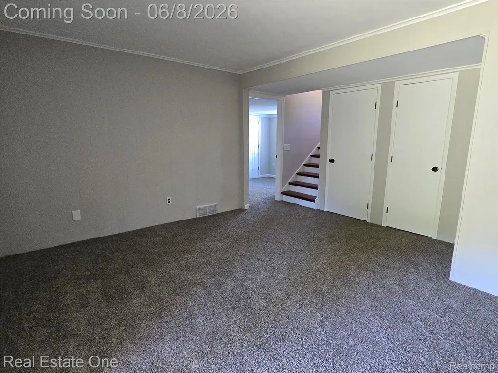 661 Harry Paul Drive Orion Charter Township MI 48362