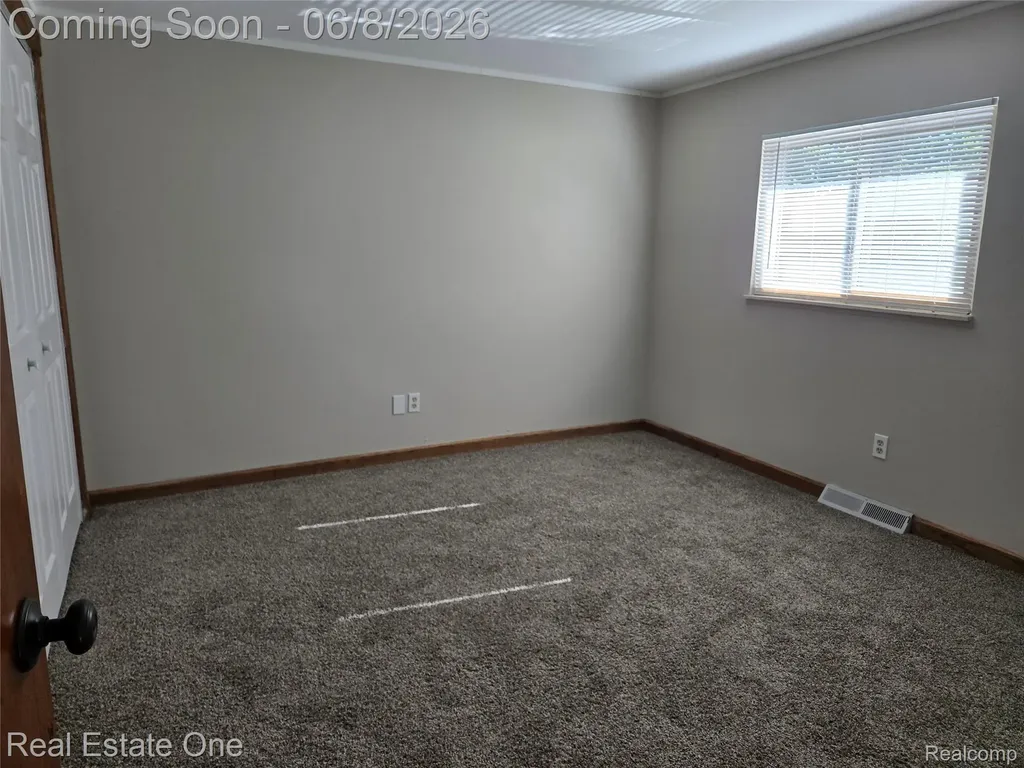 661 Harry Paul Drive Orion Charter Township MI 48362