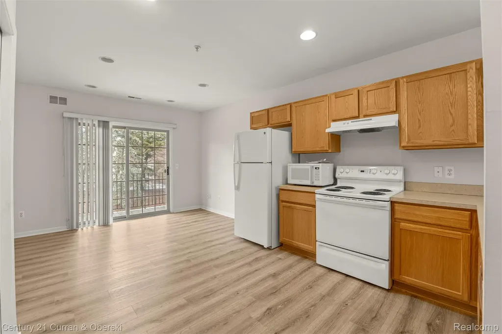 39444 Springwater Drive Northville Township MI 48168